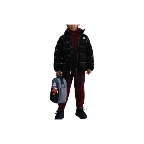 nike 010 Черный Kids Пуховики