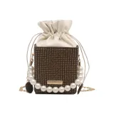 Коричневый