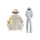 Экрю жилет + белый фотиния серый свитшот + белый фотиния серый спортивные штаны