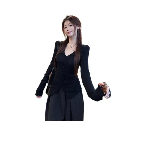 CASTLE WOODS Женская трикотажная одежда