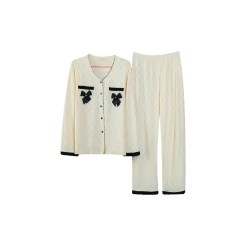 Floating Light Islands Пижамный комплект для женщин