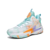 Лунно-белый