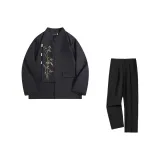 Чёрный двухкомпонентный комплект (пальто + штаны)