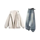 Абрикосовый топ + синие ножные джинсы