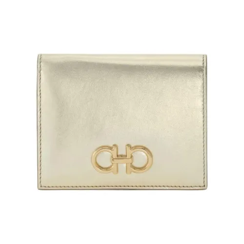 Ferragamo Gancini Ламинированная телячья кожа Кошелек Женские Шампанское