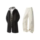 Чёрный топ + экрю штаны