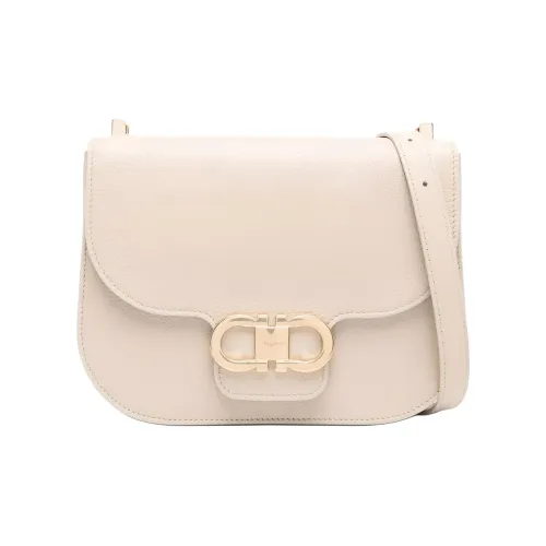 FERRAGAMO GANCINI Кожа Сумка через плечо Женская Экрю