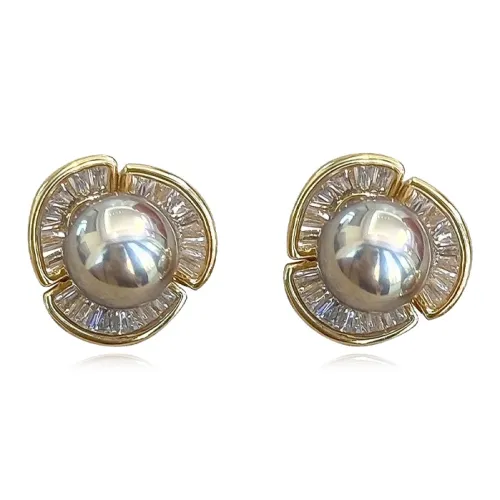 Rhymes Серьги-гвоздики из меди с золотым покрытием женские