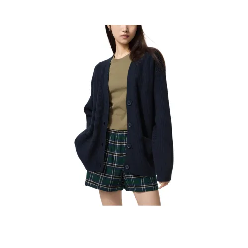 UNIQLO Темно-синий женский трикотаж