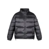 Оливковый зеленый