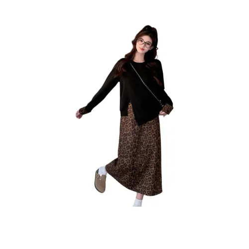 9c Collective Комплект с юбкой Женские