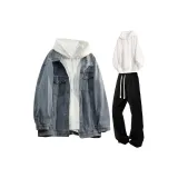 Джинсовая синяя куртка + белый свитшот + черные джинсы