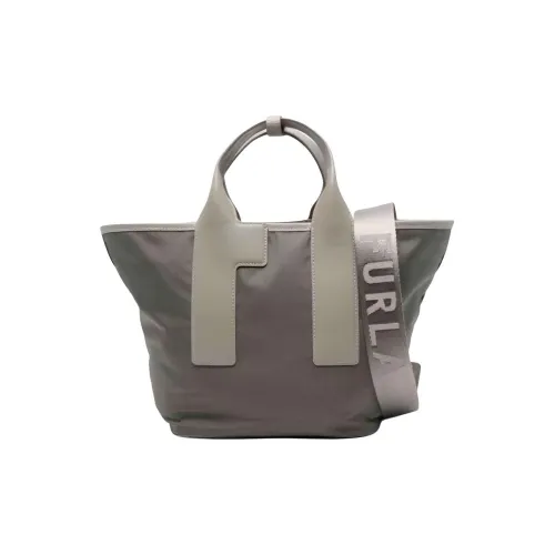 Furla Piuma Нейлон Одно плечо Сумка Средний Женский Зеленый