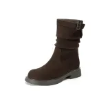 Коричневый