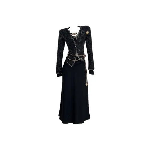 COVT Женские Комплекты с Юбкой