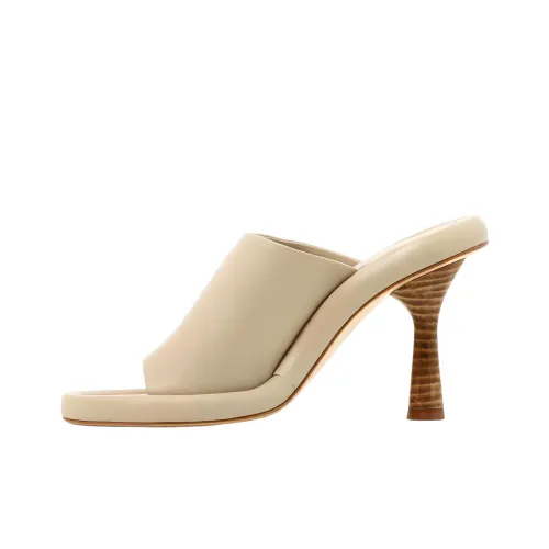 Paloma Barceló Резиновая подошва Слипоны Женские Экрю