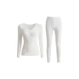 Молочно-белый