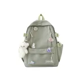 Зелёный значок, медведь