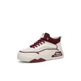 Бежево-красный