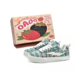 Синий Яркий