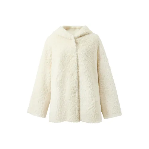 3COLOUR Экрю Женские Меховые изделия