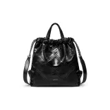 Модный черный