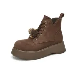 Коричневый