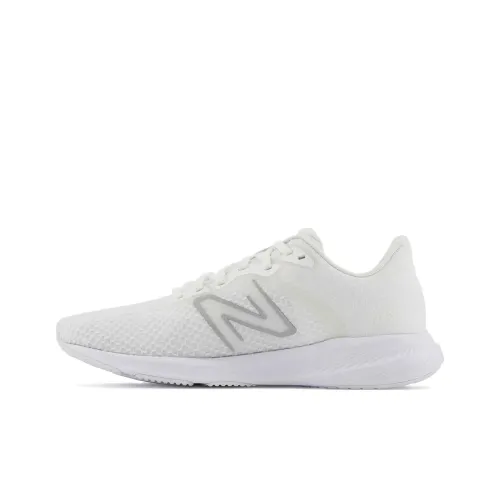 New Balance NB 413 Беговые кроссовки Женские Белые