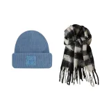 Синий капюшон + черный и бежевый шарф