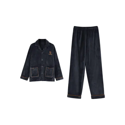 Пижамный комплект для мужчин от Floating Light Islands