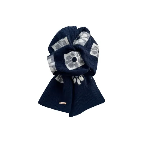 66ROUTE 66 Шарфы из трикотажа из шерсти Женские