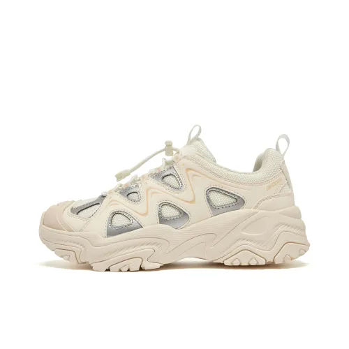 QIAODAN Ride the waves Устойчивый к истиранию Дышащий Противоскользящий Низкий Топ Повседневная обувь Женская