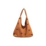 Коричневый