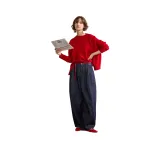 Красный кардиган