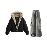 Чёрный топ + жёлтые грязные штаны