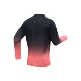 Черно-оранжевый