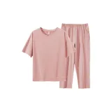 Светло-розовый