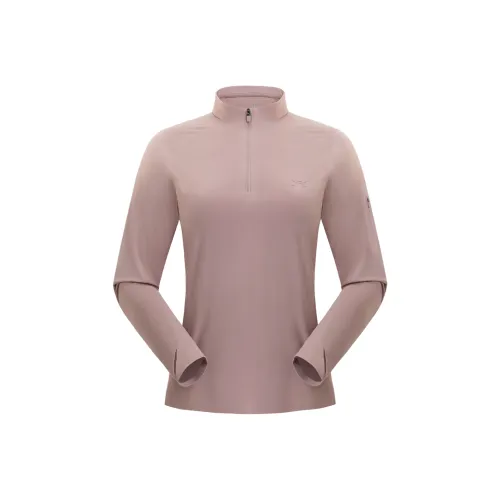 Женские T-рубашки Under Armour