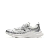 Серо-серебристый