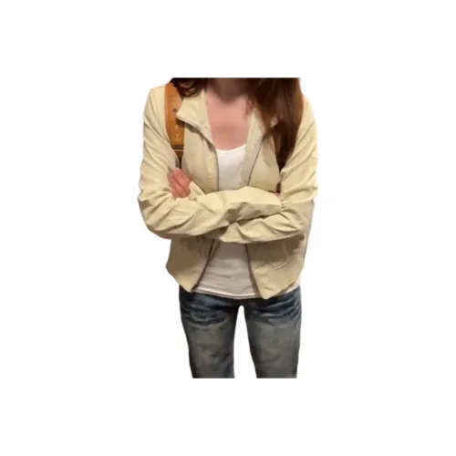 MORii Хаки Бесплатно Остров Store MORii Значок Женские Куртки