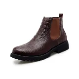 Коричневый