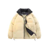 Светло-жёлтый