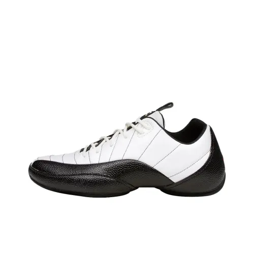 Джордан Беговые кроссовки Женские Белые