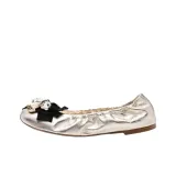 Серебристый