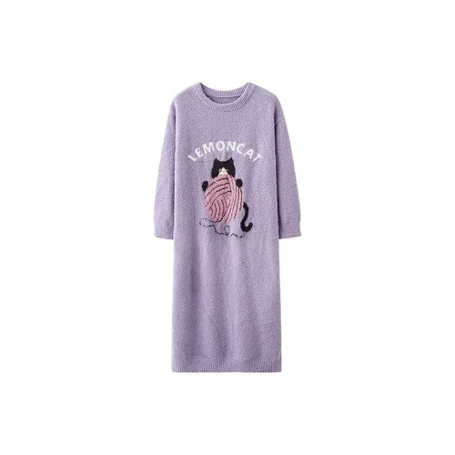 FOSS PHIL BBRSZ13 Kitten Wool Ball Nightgown Women's Nightgown