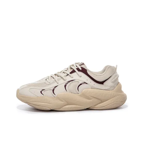 Erke Амортизация Устойчивость к истиранию Легкий Дышащий Противоскользящий Низкий Топ Беговые кроссовки Женские Бежевый