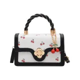 Чёрный, с украшением "Вишня"