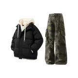 Black Liner Jacket + Camouflage Pants  
Черная куртка с подкладкой + камуфляжные штаны