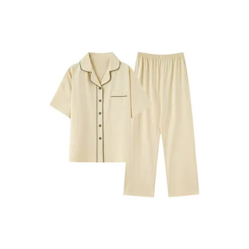 Floating Light Islands Пижама Комплект Женский Желтый