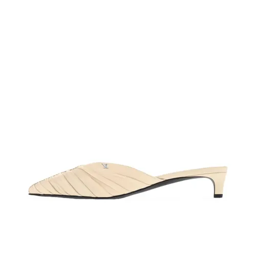 LOUIS VUITTON Домашние тапочки Женские Крем